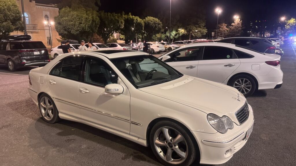 Mercedes-Benz C-Class: 2005 г., 1.8 л, Механика, Бензин, Седан: фото 1