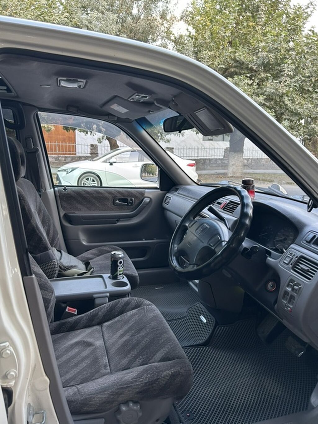 Honda CR-V: 1996 г., 2 л, Автомат, Бензин, Кроссовер: фото 4