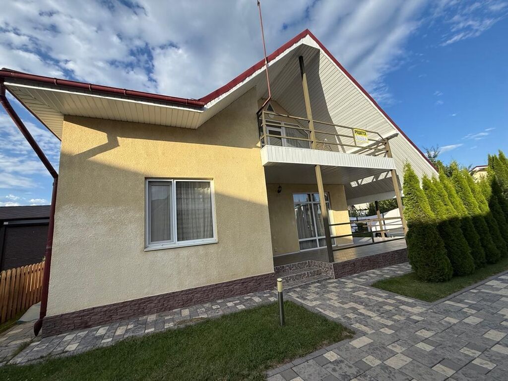Продаётся коттедж 200 кв, красная книга 3,7 сотки на территории: фото 3