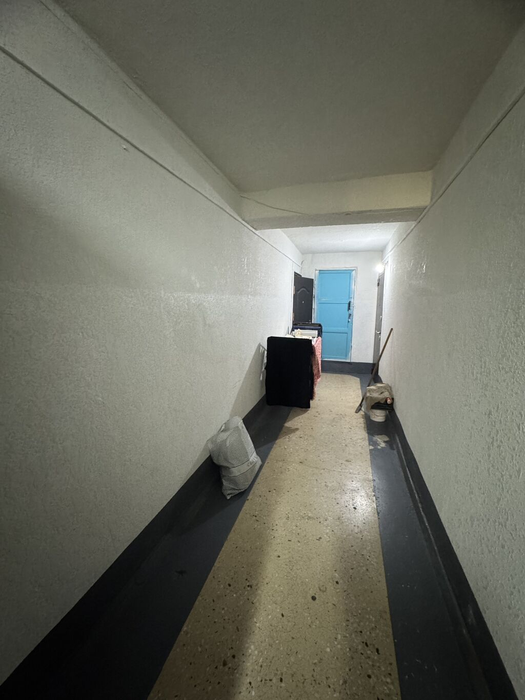 1 комната, 13 м², БГУ Гостиничный тип, 4 этаж, Требуется ремонт: фото 2