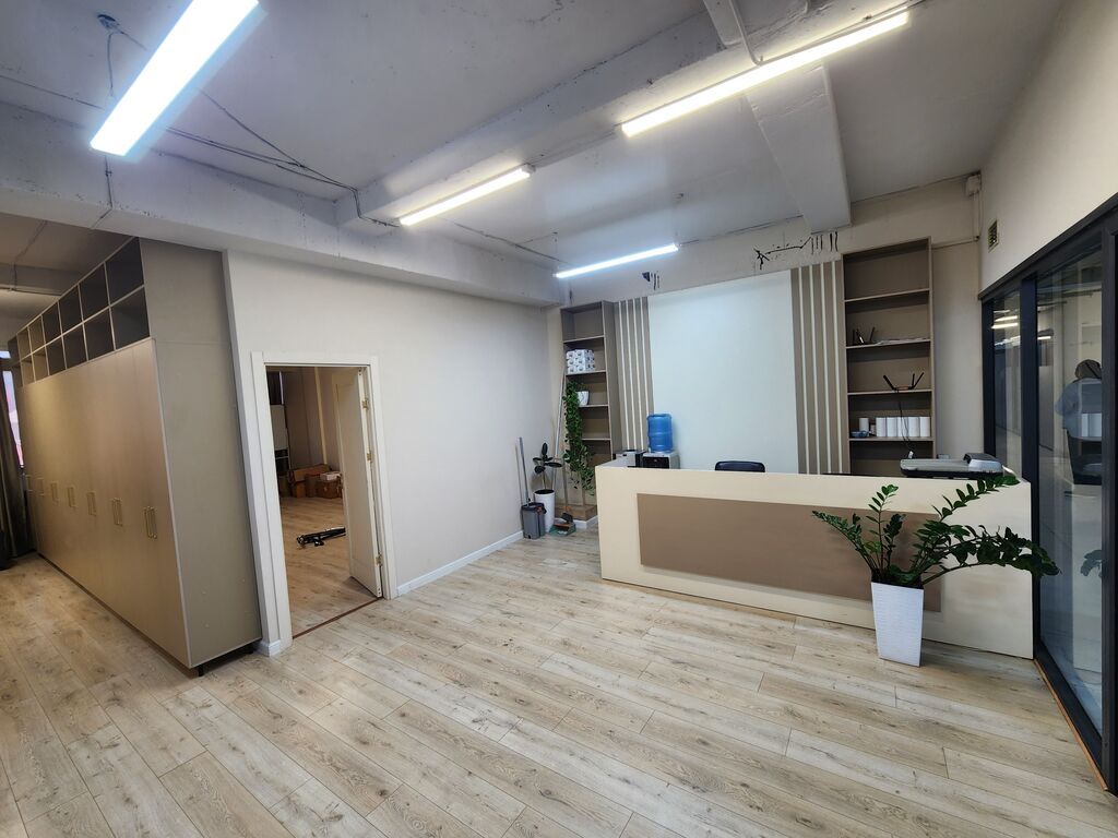 Аренда офисов, 130 м², В бизнес центре: фото 5