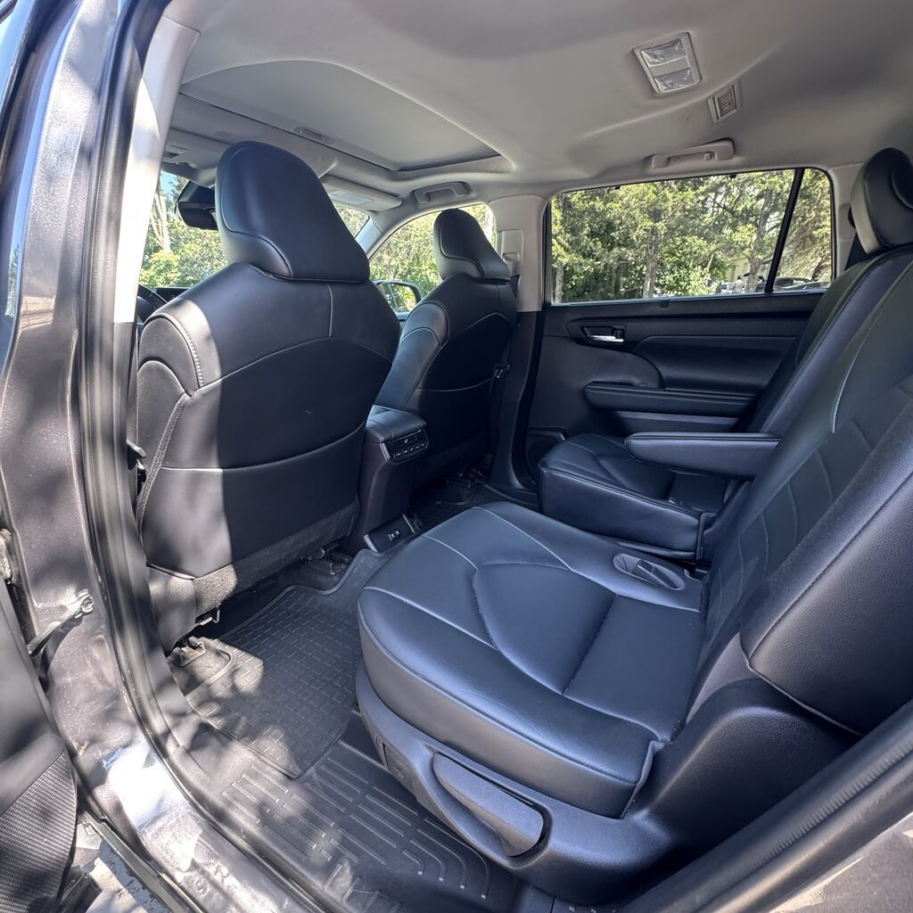 Toyota Highlander: 2021 г., 3.5 л, Автомат, Бензин, Кроссовер — фото 5