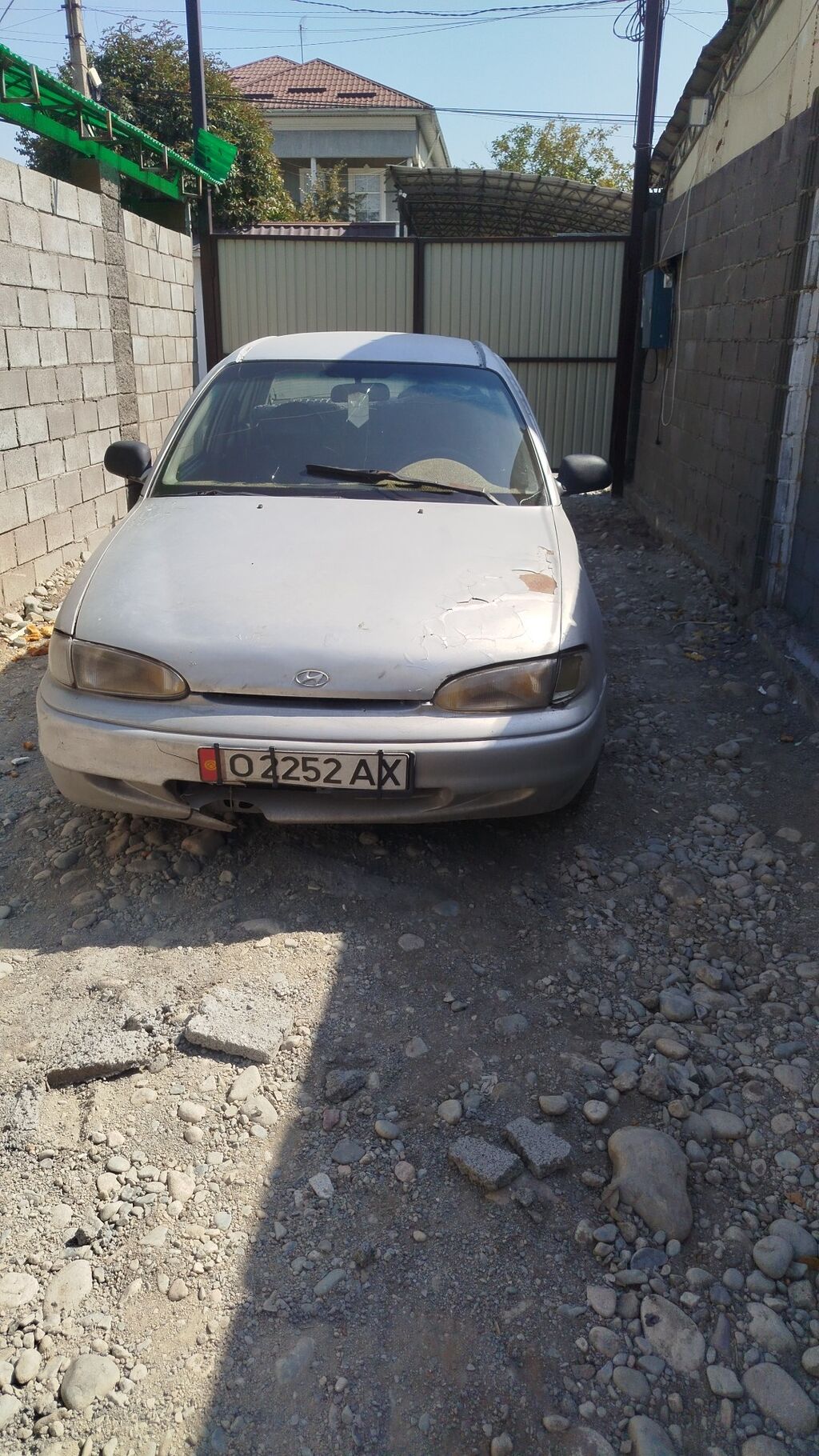 Hyundai Accent: 1995 г., 1.3 л, Механика, Бензин, Седан: фото 4