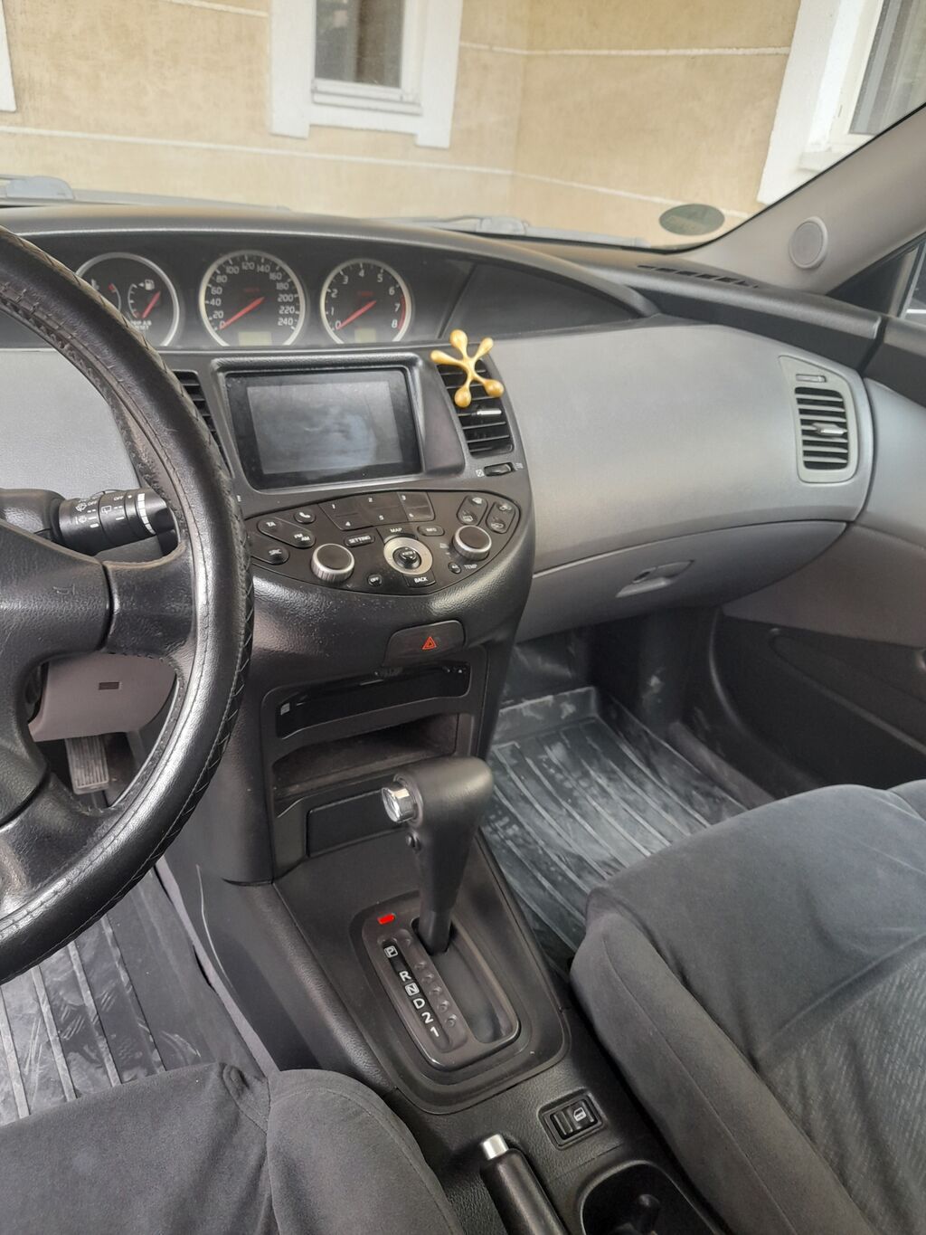 Nissan Primera: 2002 г., 1.8 л, Автомат, Бензин, Седан: фото 3