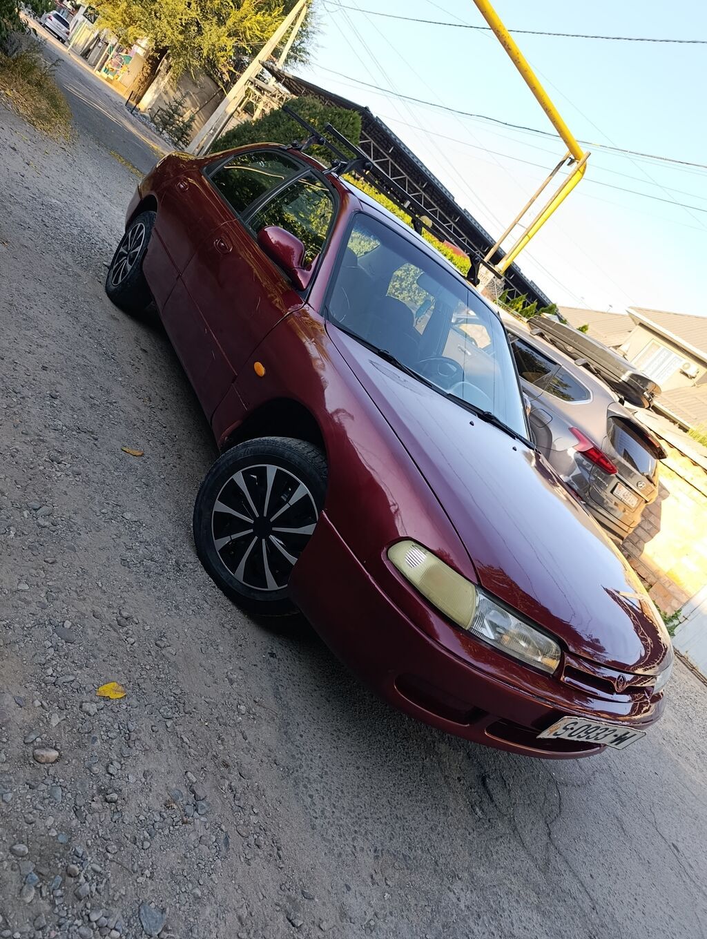Mazda 626: 1992 г., 2 л, Бензин, Седан: фото 2
