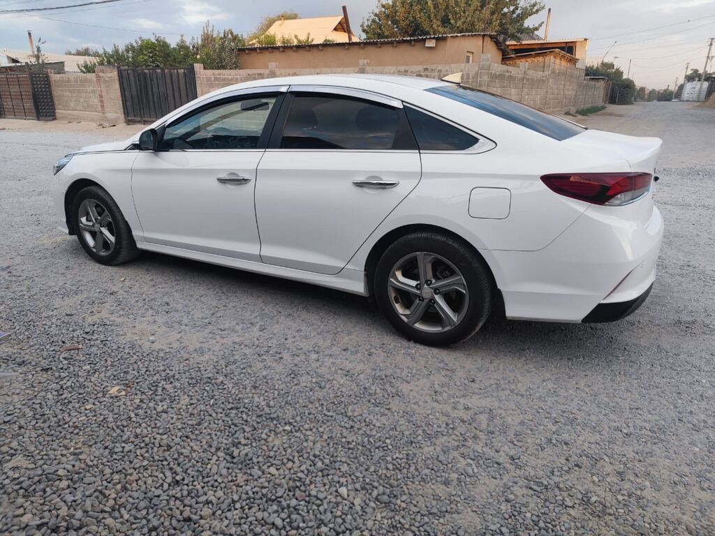 Hyundai Sonata: 2022 г., 2 л, Автомат, Газ, Седан: фото 3