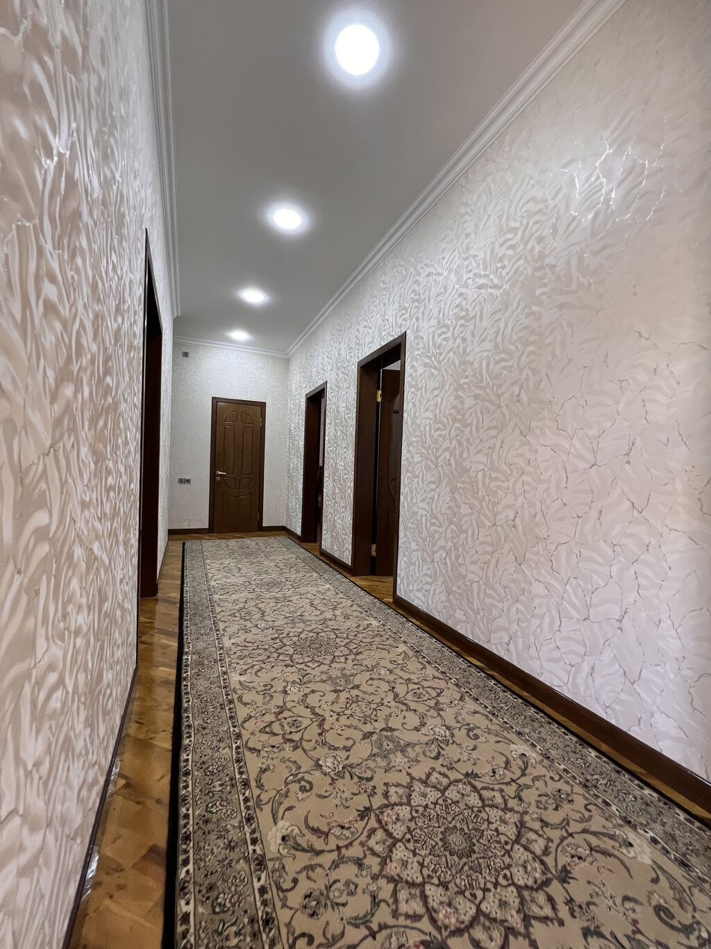 Binəqədi qəs. 4 otaqlı, 130 kv. m, Yeni təmirli