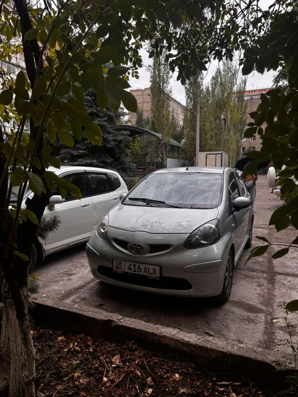 Toyota Aygo: 2007 г., 0.9 л, Робот, Бензин, Хэтчбэк: фото 4