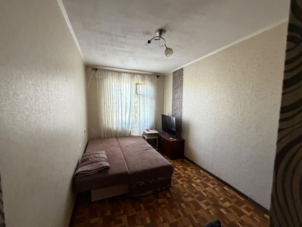 2 комнаты, 42 м², 11 мкр 104 серия, 3 этаж, Косметический ремонт: фото 3