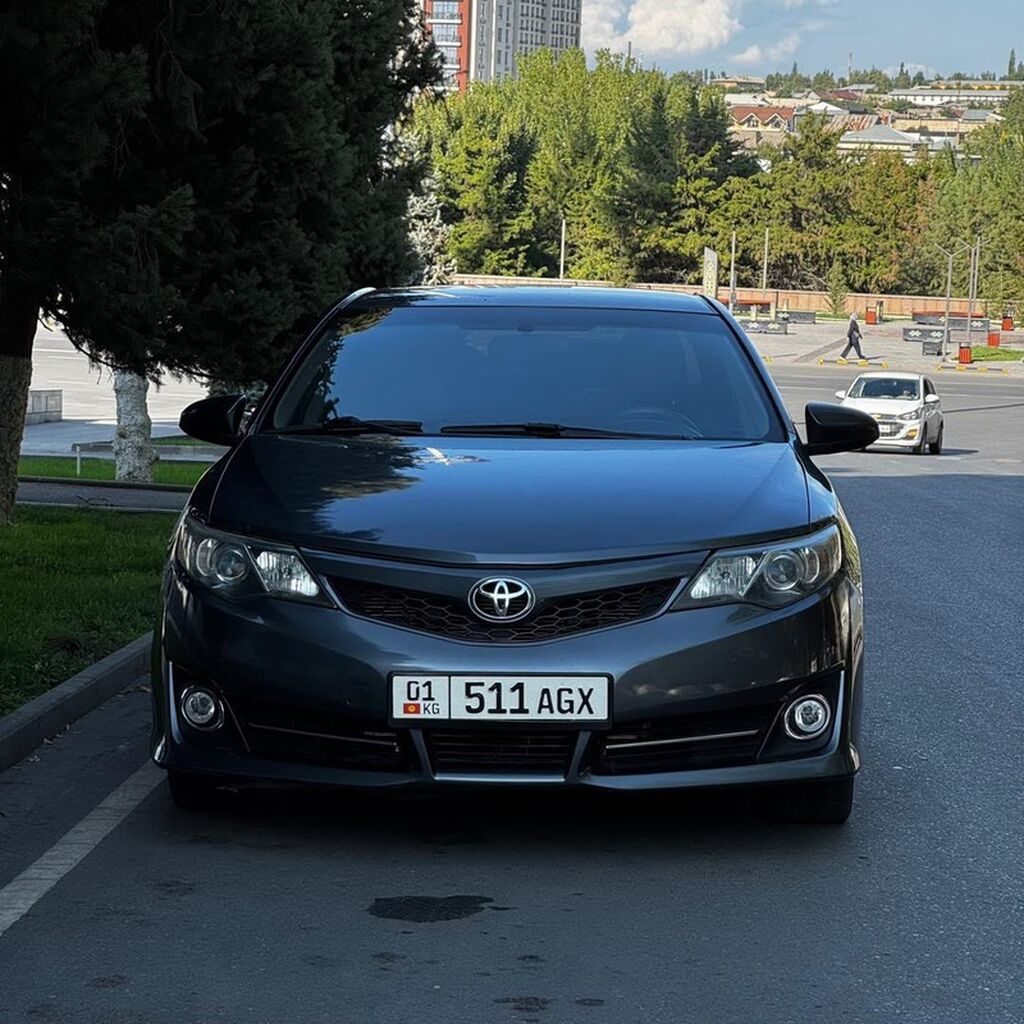 Toyota Camry: 2012 г., 2.5 л, Типтроник, Бензин, Седан: фото 4
