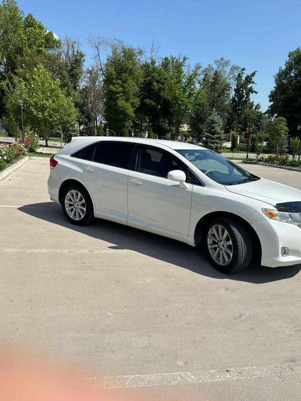 Toyota Venza: 2010 г., Автомат, Бензин, Кроссовер: фото 2