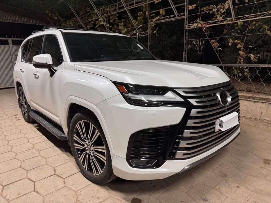 Lexus LX: 2022 г., 3.5 л, Внедорожник: фото 1