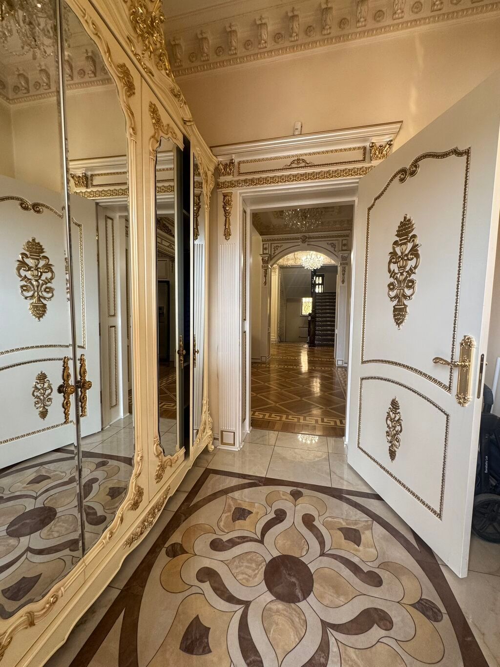 600 м², 10 комнат, Ала-Арча ТРЦ: фото 7