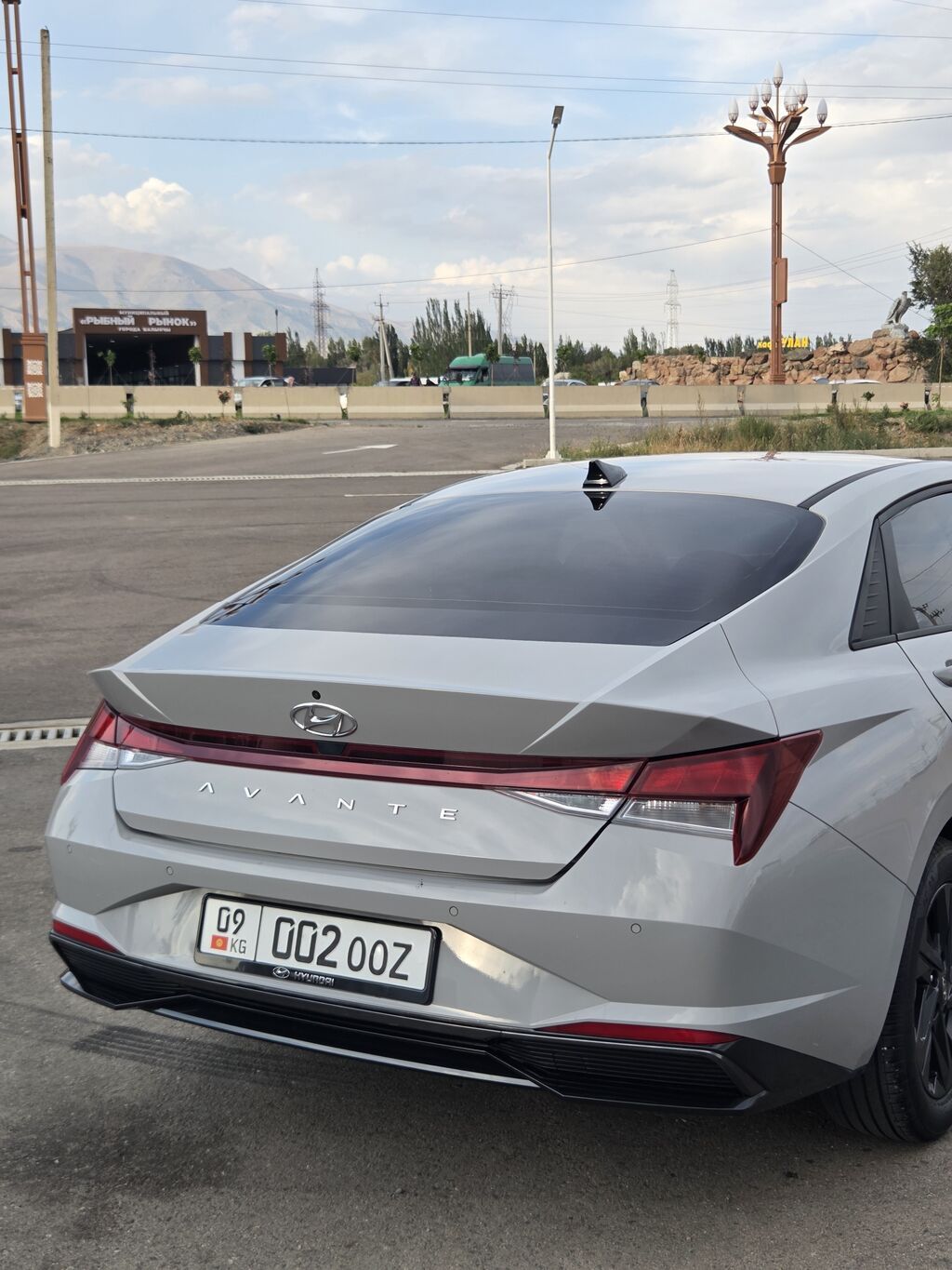 Hyundai Avante: 2022 г., 1.6 л, Робот, Гибрид, Седан: фото 3