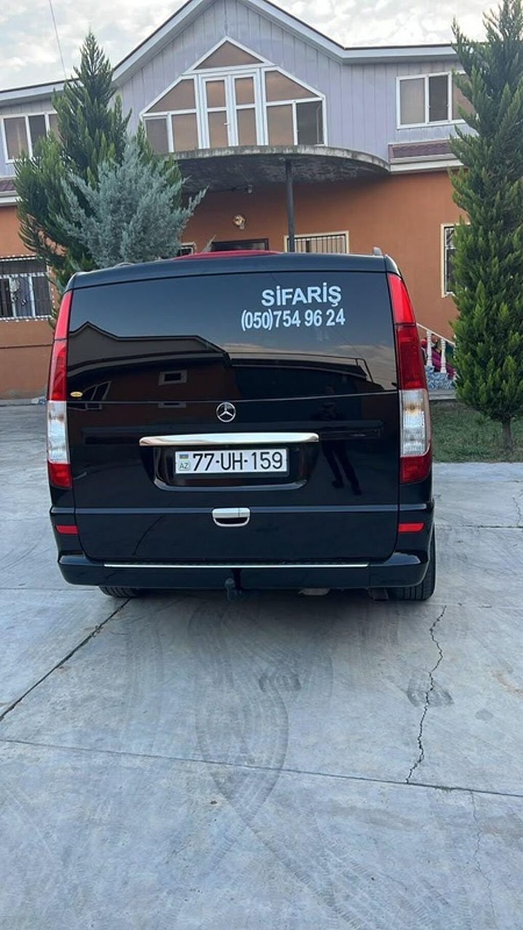 Minivan
