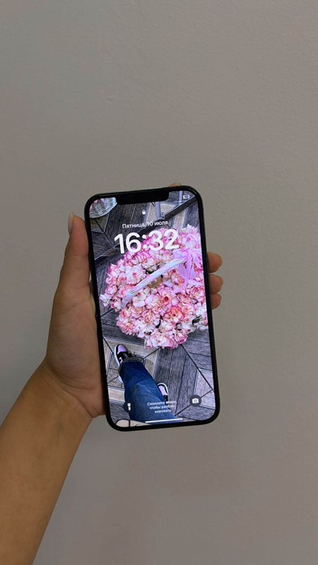 IPhone 12 Pro Max, Б/у, 128 ГБ, Графит, Зарядное устройство, Защитное стекло, Чехол — фото 2