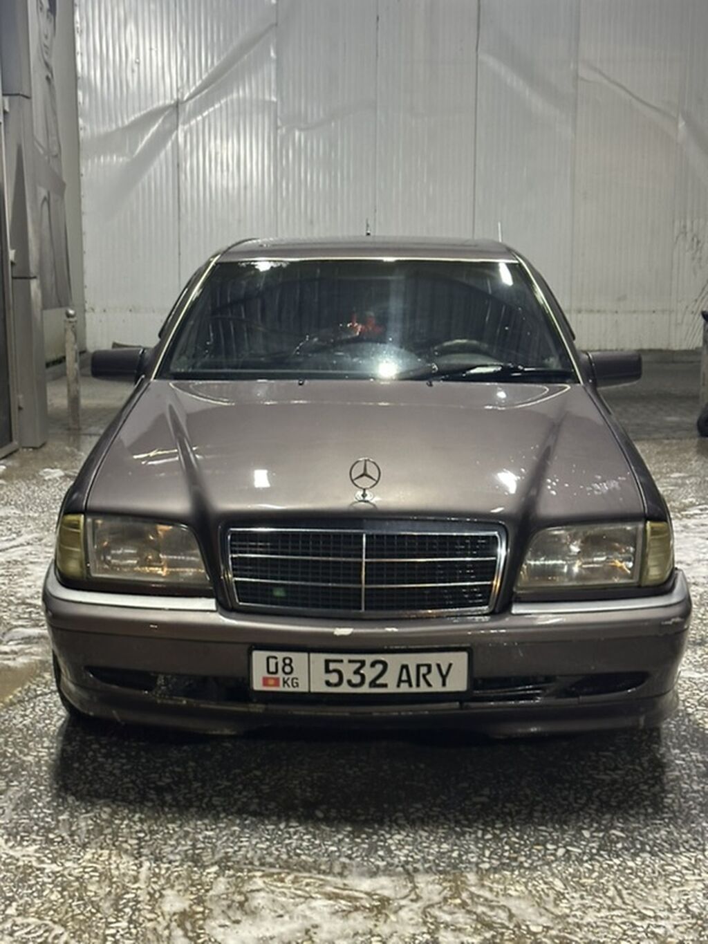 Mercedes-Benz C-Class: 1994 г., 2.2 л, Механика, Бензин, Седан — фото 3