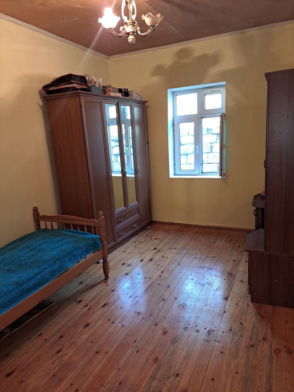 Real alıcıya endirim olunacaq olunacaq Maklerlə də satış mövcuddur