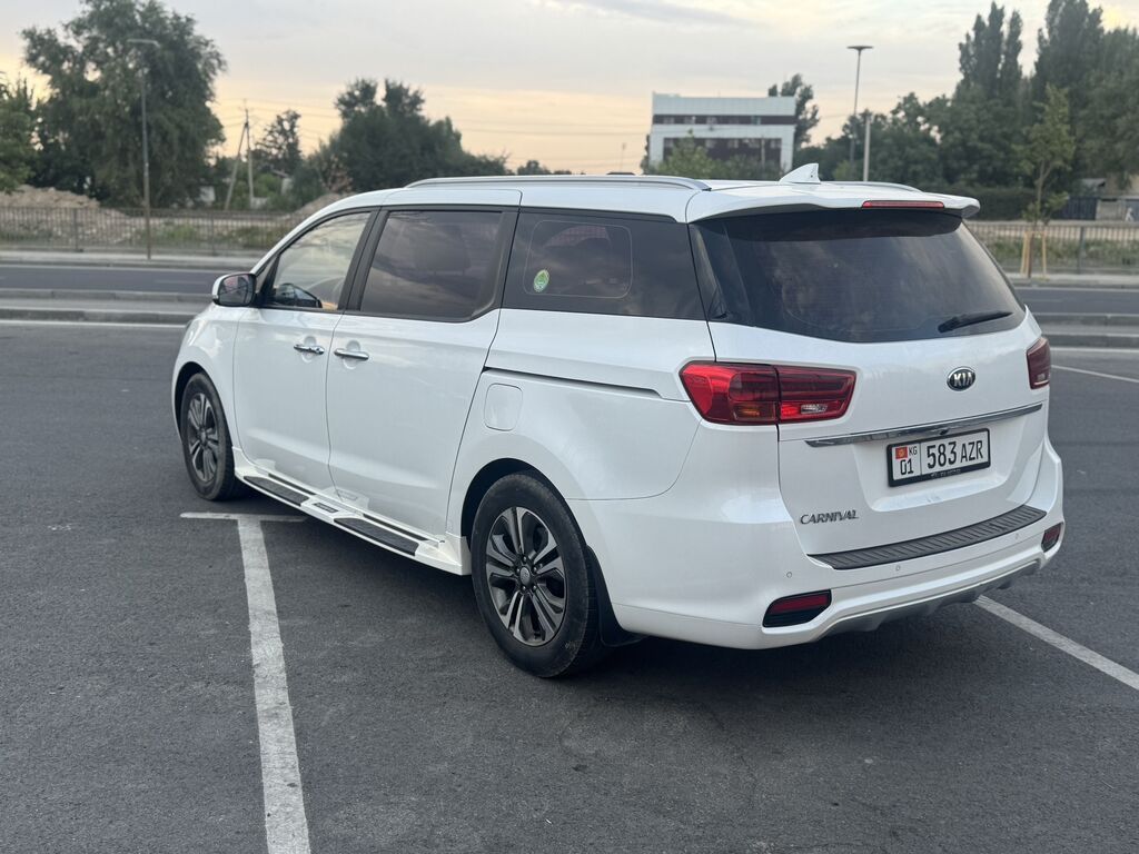 Kia Carnival: 2019 г., 2.2 л, Автомат, Дизель, Минивэн: фото 3