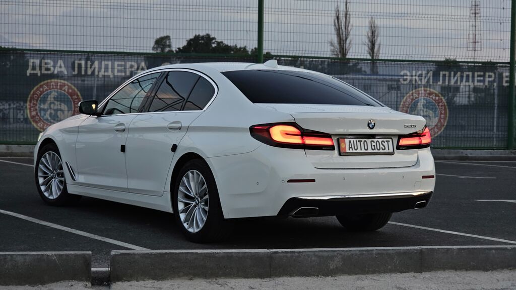 BMW 5 series: 2020 г., 2 л, Автомат, Бензин, Седан: фото 3