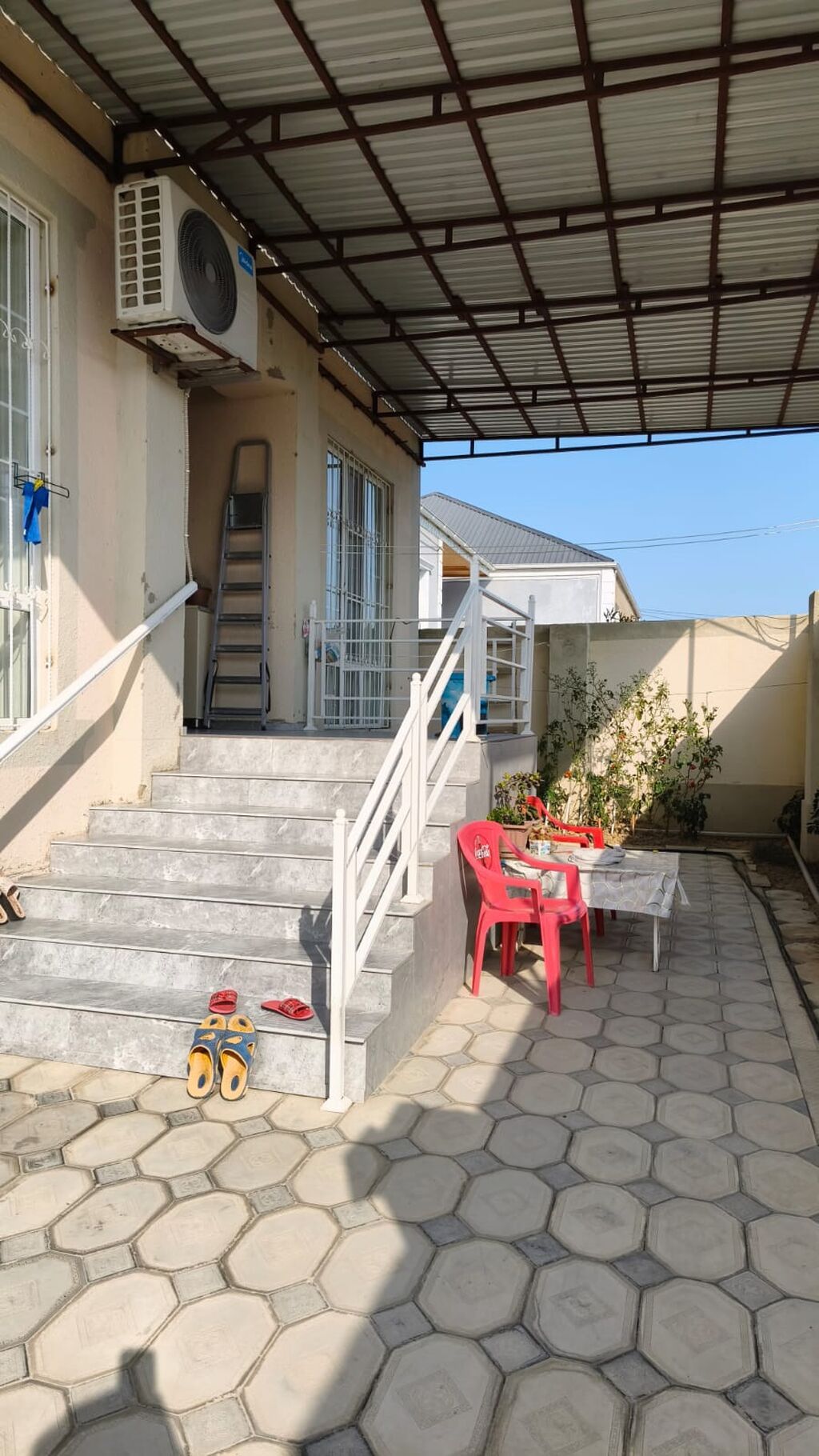 3 otaqlı, 90 kv. m, Yeni təmirli