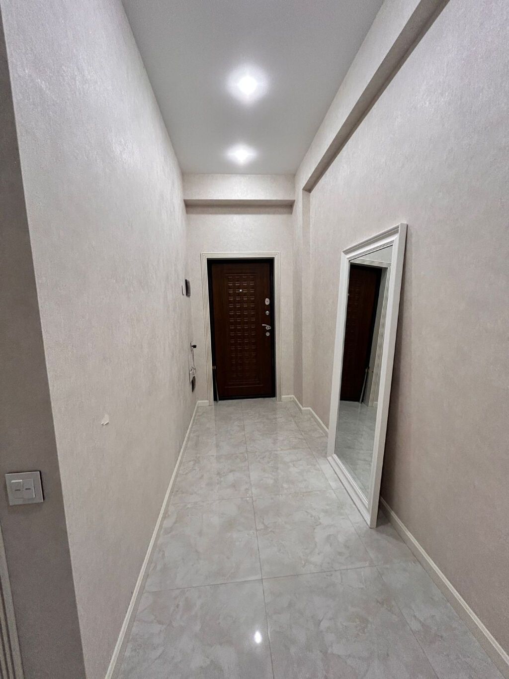 3 otaqlı, Yeni tikili, m. Həzi Aslanov, 97 kv. m
