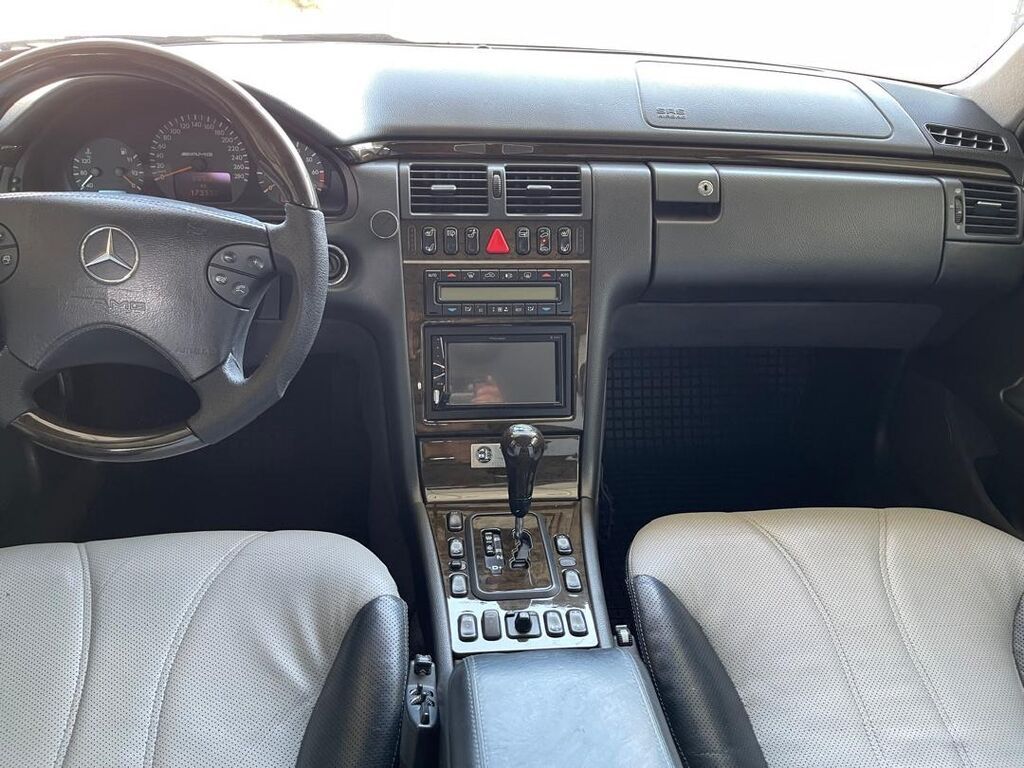 Mercedes-Benz E-Class: 2002 г., 5.5 л, Автомат, Бензин, Седан: фото 5