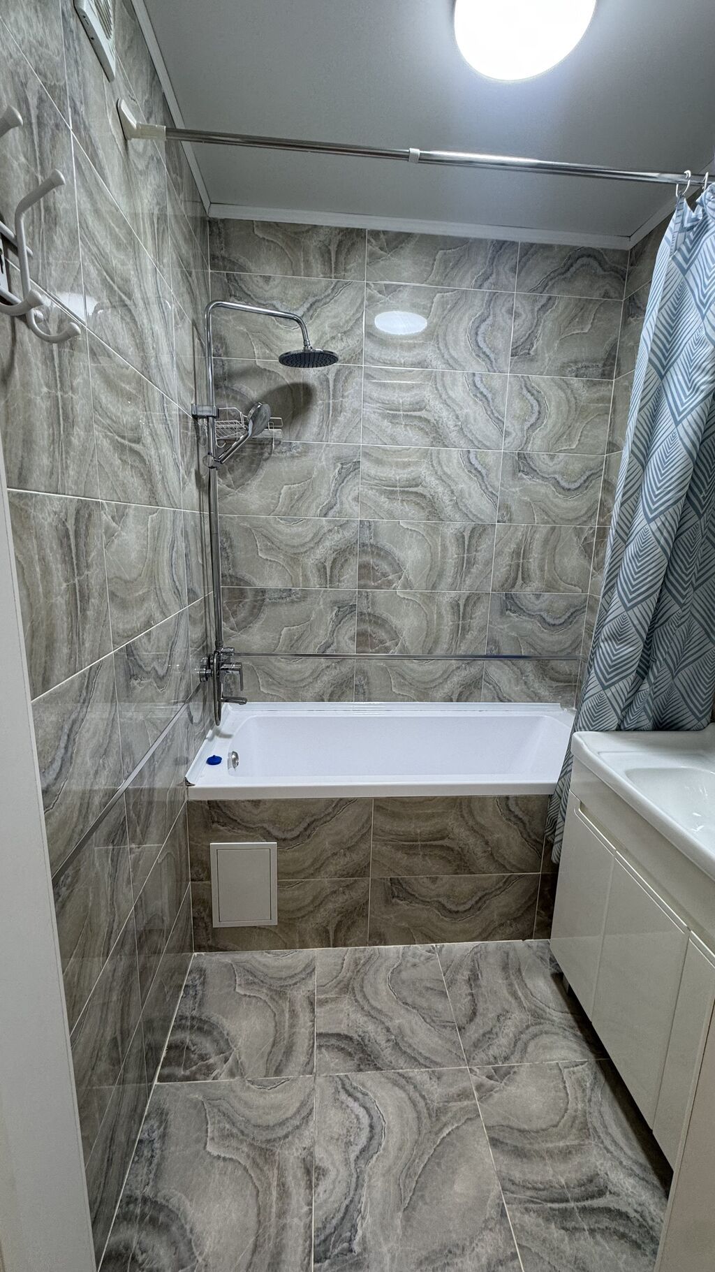 1 комната, 52 м², Золотой квадрат Элитка, 6 этаж, Евроремонт: фото 3