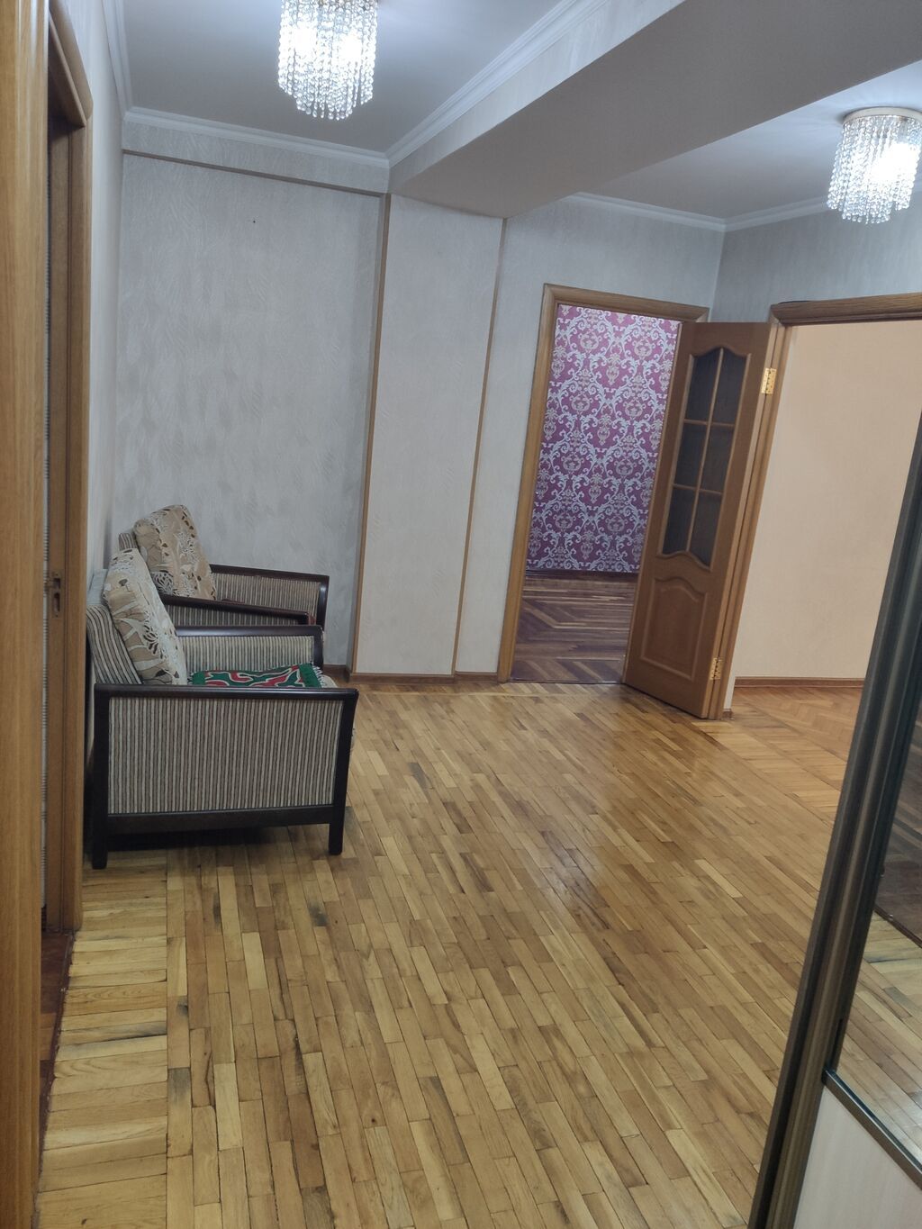 3 комнаты, 79 м², Бишкек Парк ТРЦ Индивидуалка, 4 этаж, Старый ремонт: фото 7