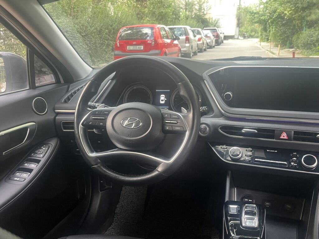 Hyundai Sonata: 2022 г., 2 л, Автомат, Газ, Седан: фото 8