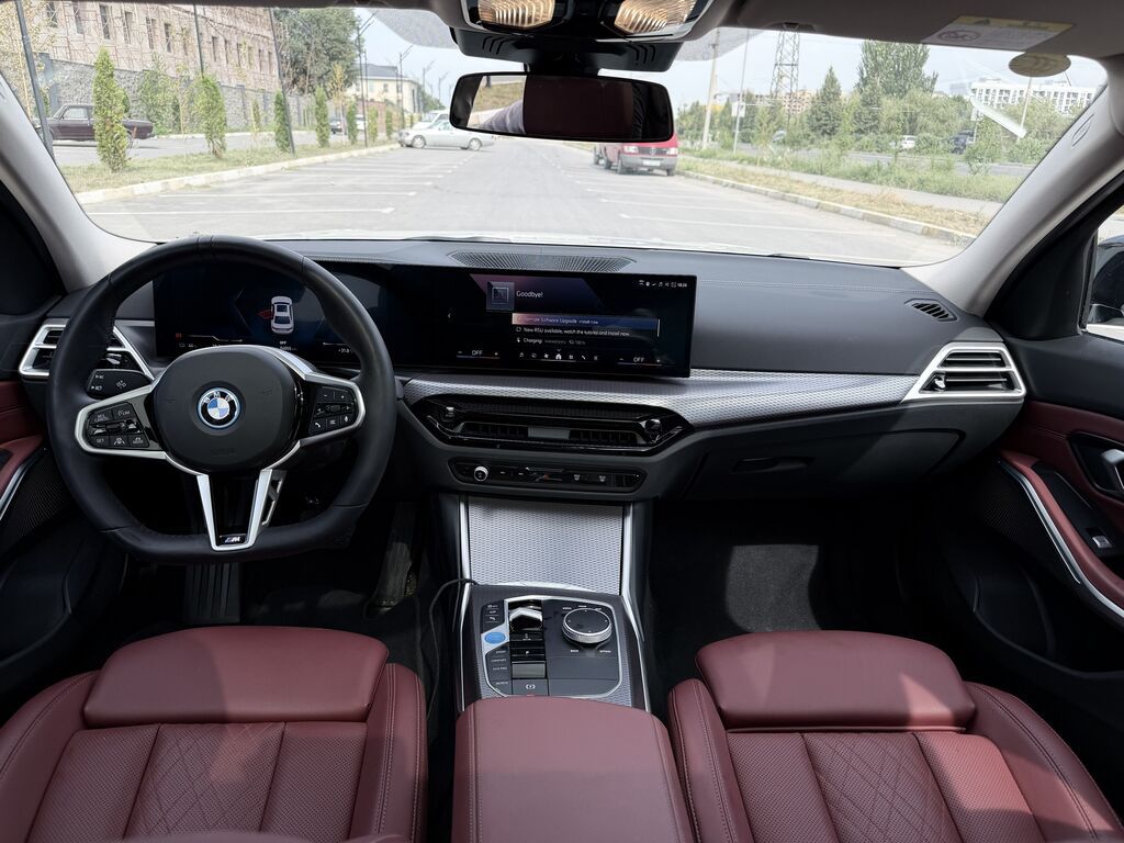 BMW i3: 2025 г., Автомат, Электромобиль, Седан: фото 8
