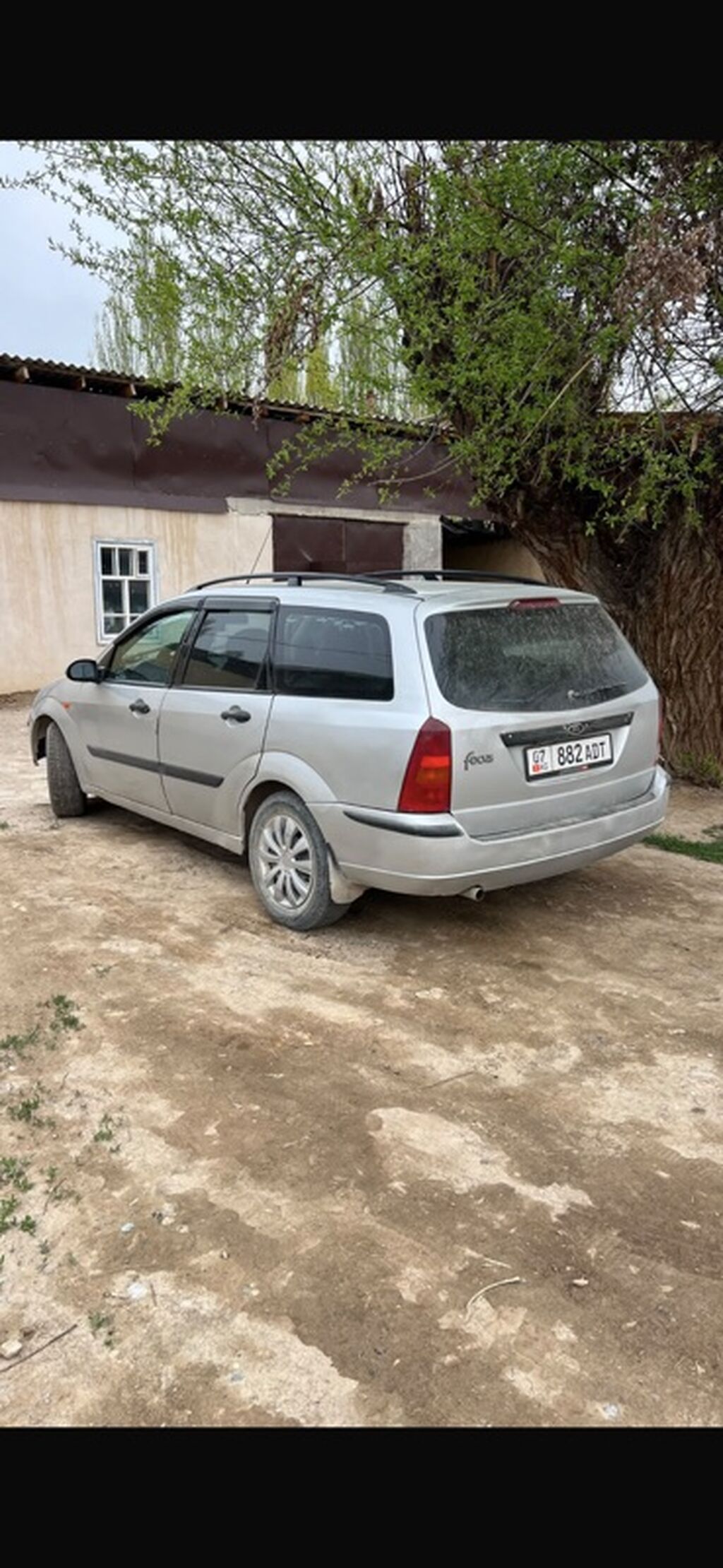 Ford Focus: 2003 г., Механика, Универсал: фото 2