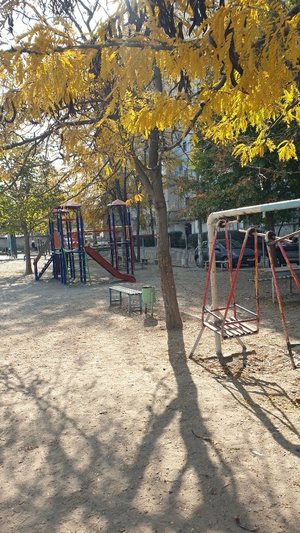 3 комнаты, 70 м², Пишпек 105 серия, 3 этаж, Косметический ремонт: фото 3