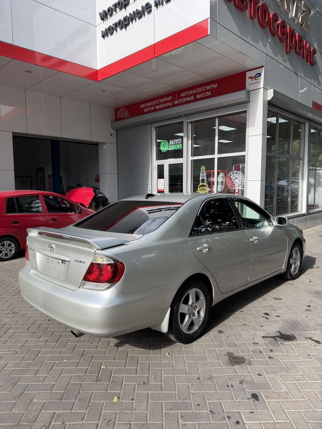 Toyota Camry: 2005 г., 2.4 л, Автомат, Бензин, Седан: фото 2