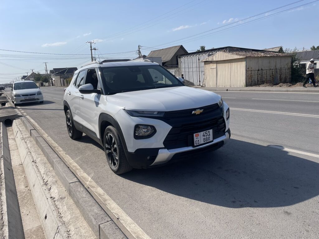 Chevrolet Trailblazer: 2022 г., 1.3 л, Автомат, Бензин, Кроссовер: фото 2