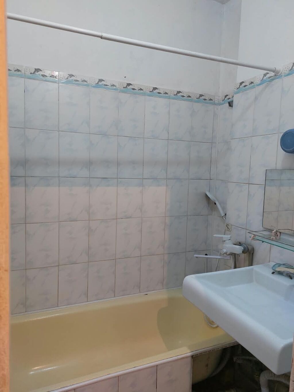 3 комнаты, 62 м², Джал-15 105 серия, 4 этаж, Старый ремонт: фото 4