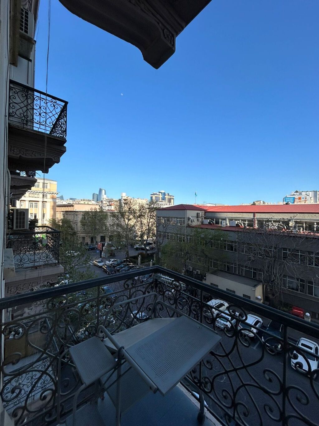 Səbail rayonu, Sahil metrosunun yaxınlığı, Nizami Kinoteatırının