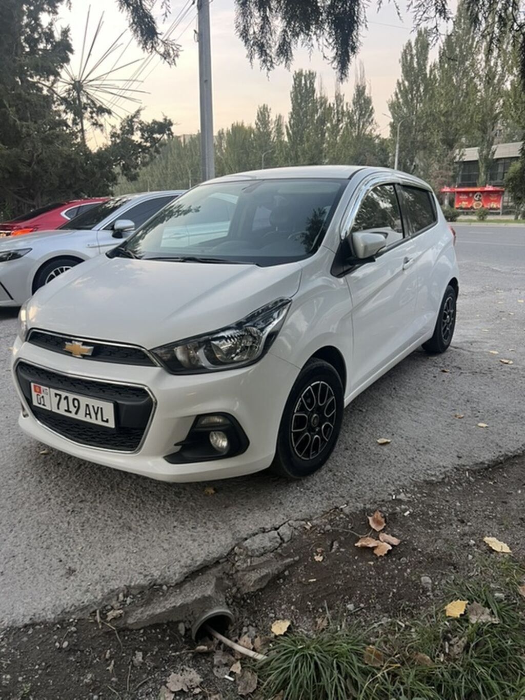 Chevrolet Spark: 2017 г., 1 л, Вариатор, Бензин, Хэтчбэк: фото 3