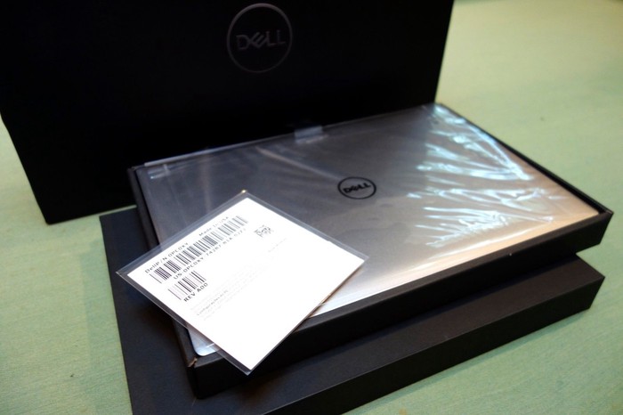 Dell: Φορητός υπολογιστής Dell XPS 15 9560-7002SLV-PUS - i7-7700HQ, 32GB σε lalafo.gr Φορητός υπολογιστής Dell XPS 15 9560-7002SLV-PUS - i7-7700HQ, 32GB σε Δελφοί