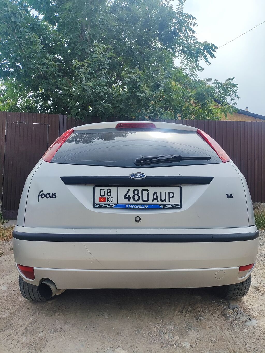 Ford Focus: 2003 г., 1.6 л, Механика, Бензин, Хэтчбэк: фото 2