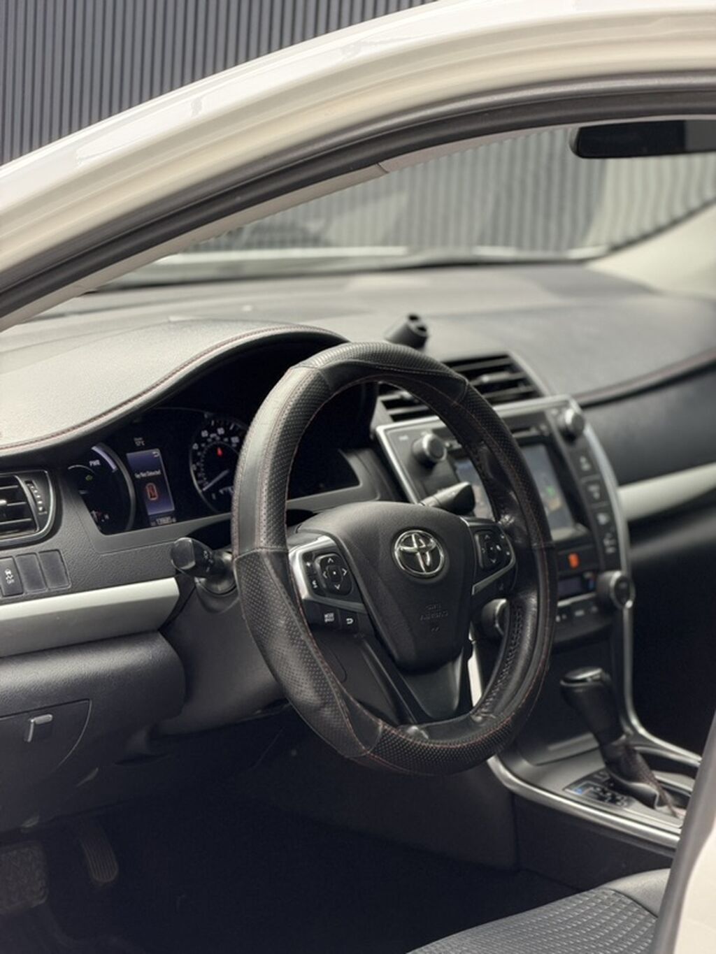 Toyota Camry: 2015 г., 2.5 л, Автомат, Гибрид, Седан: фото 8