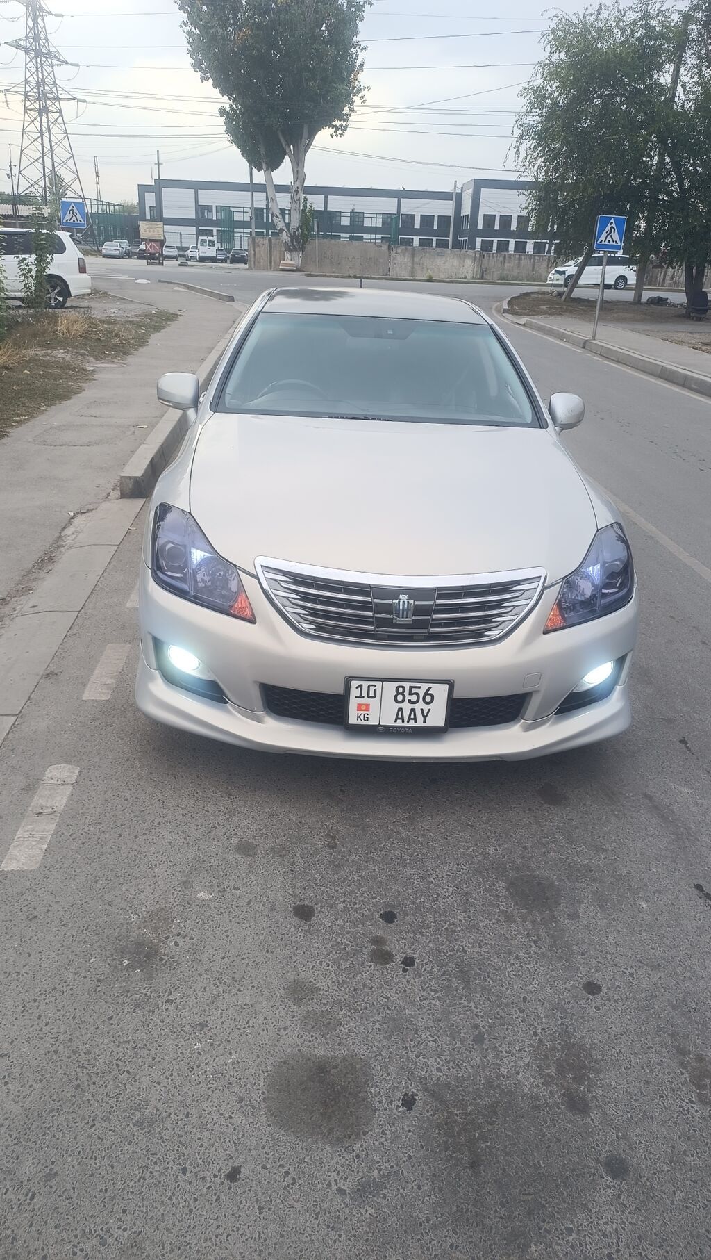 Toyota Crown: 2009 г., 3.5 л, Вариатор, Гибрид, Седан: фото 5
