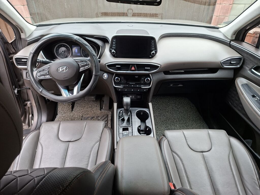 Hyundai Santa Fe: 2019 г., 2 л, Автомат, Бензин, Кроссовер: фото 5