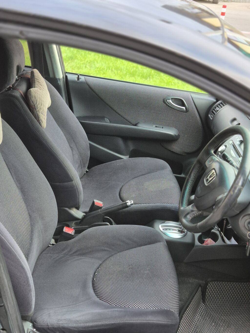 Honda Fit: 2003 г., 1.5 л, Вариатор, Бензин, Хэтчбэк: фото 8