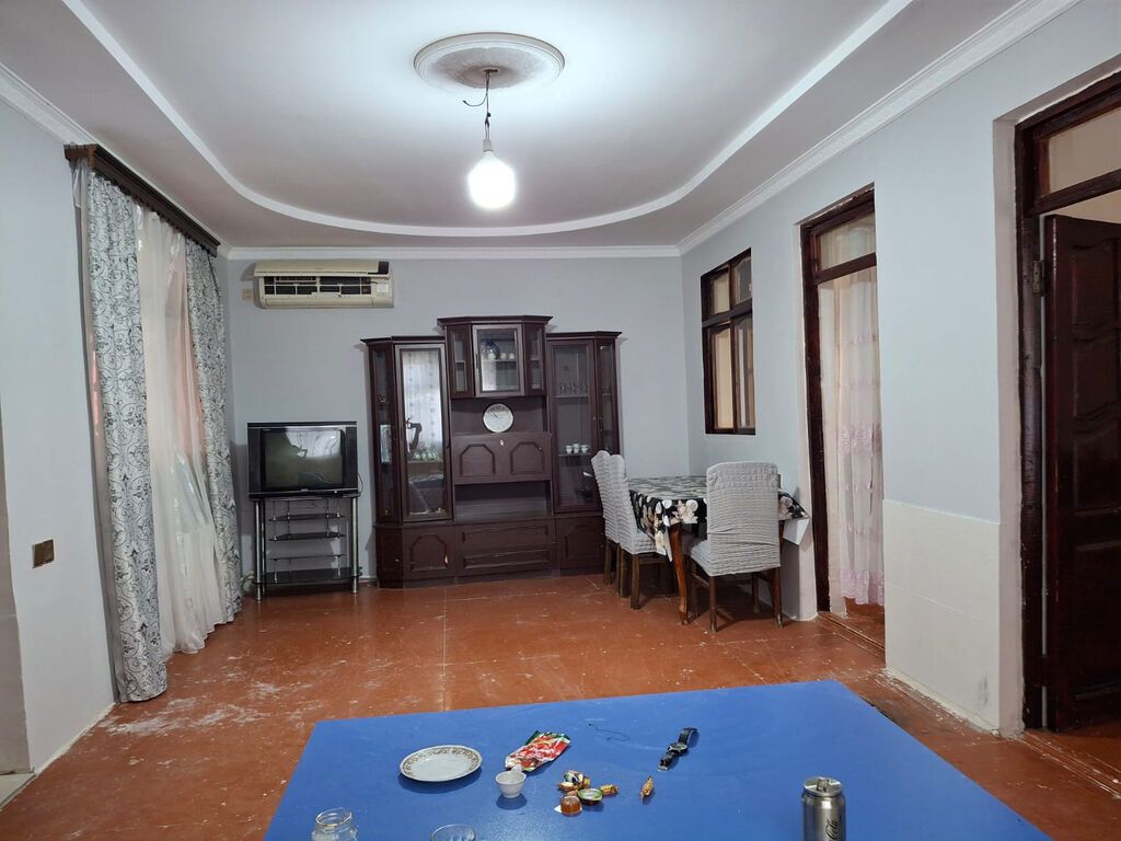 100 kv. m, 3 otaqlı, Qaz, İşıq, Su