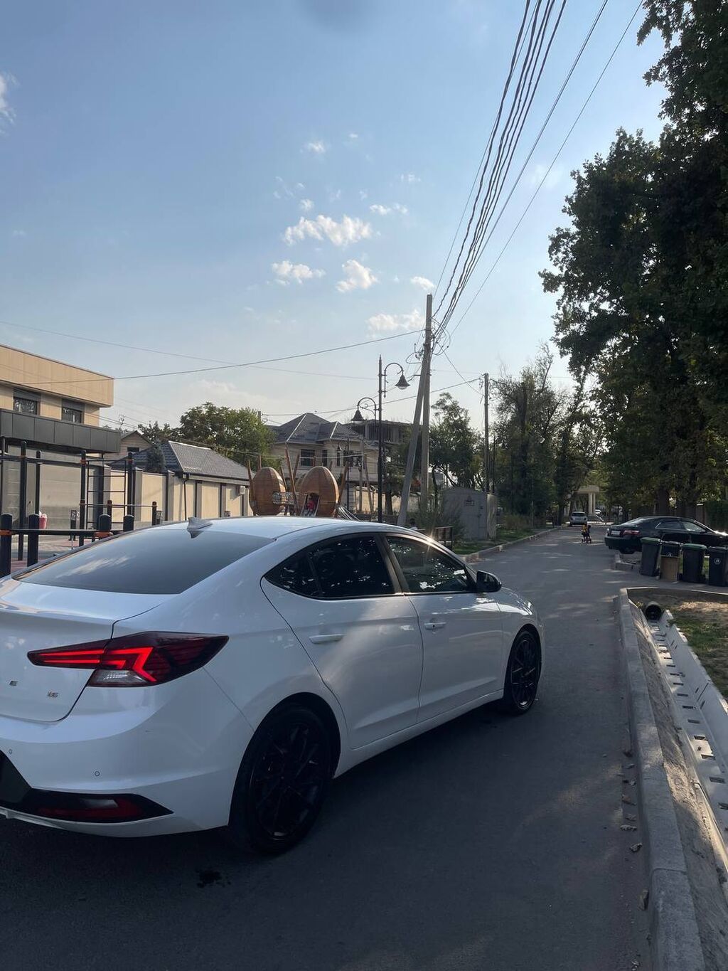 Hyundai Avante: 2019 г., 1.6 л, Автомат, Бензин, Седан: фото 4