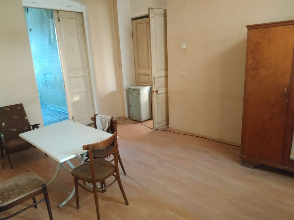 Bakı, M.Ə. Rəsulzadə qəs., 2 otaqlı, Köhnə tikili, 65 kv. m