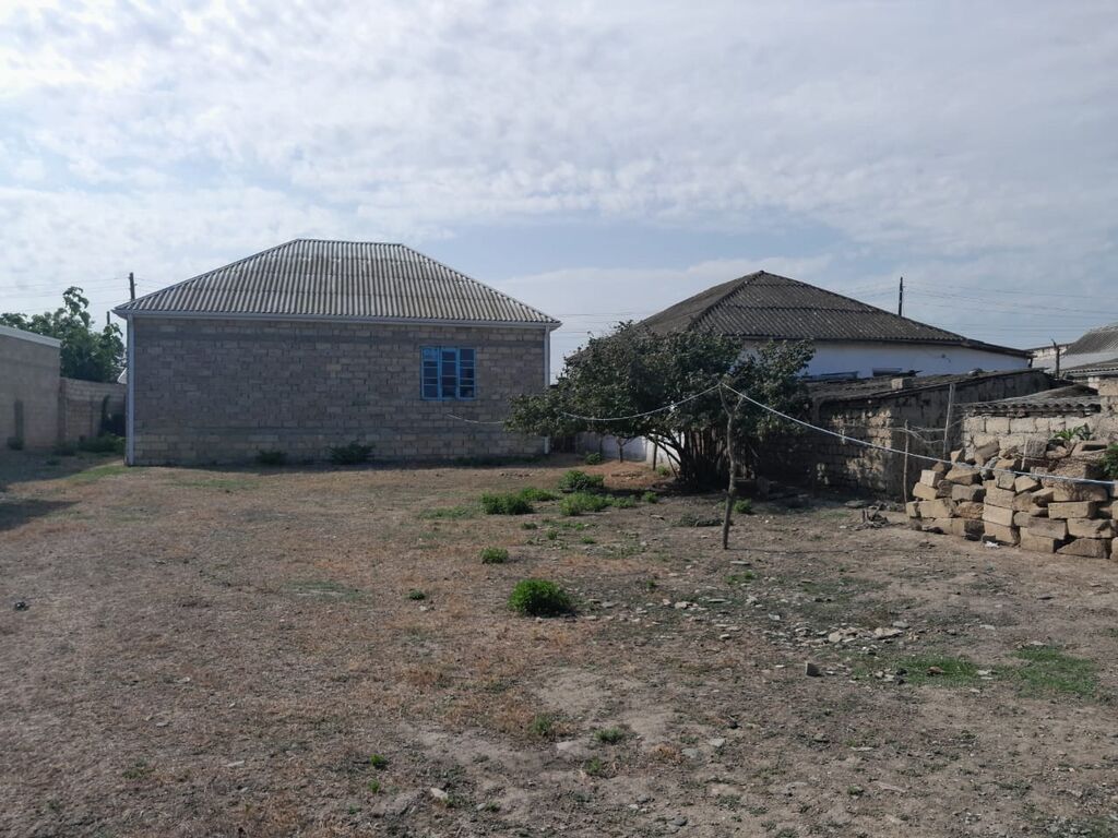 4 otaqlı, 130 kv. m, Kredit yoxdur, Orta təmir
