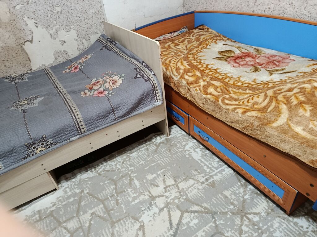Две односпальные кровати с бортиками и выдвижными ящиками для: фото 2