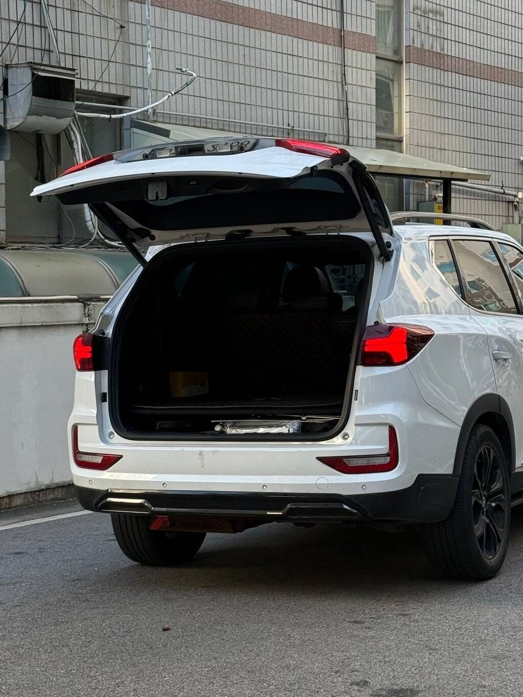 Ssangyong Rexton: 2022 г., 2.2 л, Автомат, Дизель, Внедорожник: фото 5
